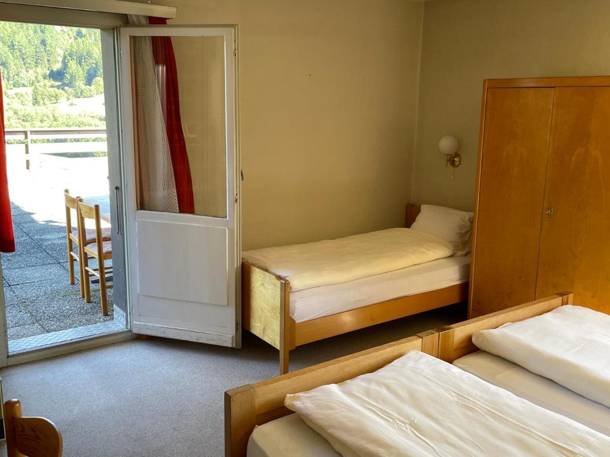 Hotel Restaurant Gommerhof Reckingen Szoba fotó