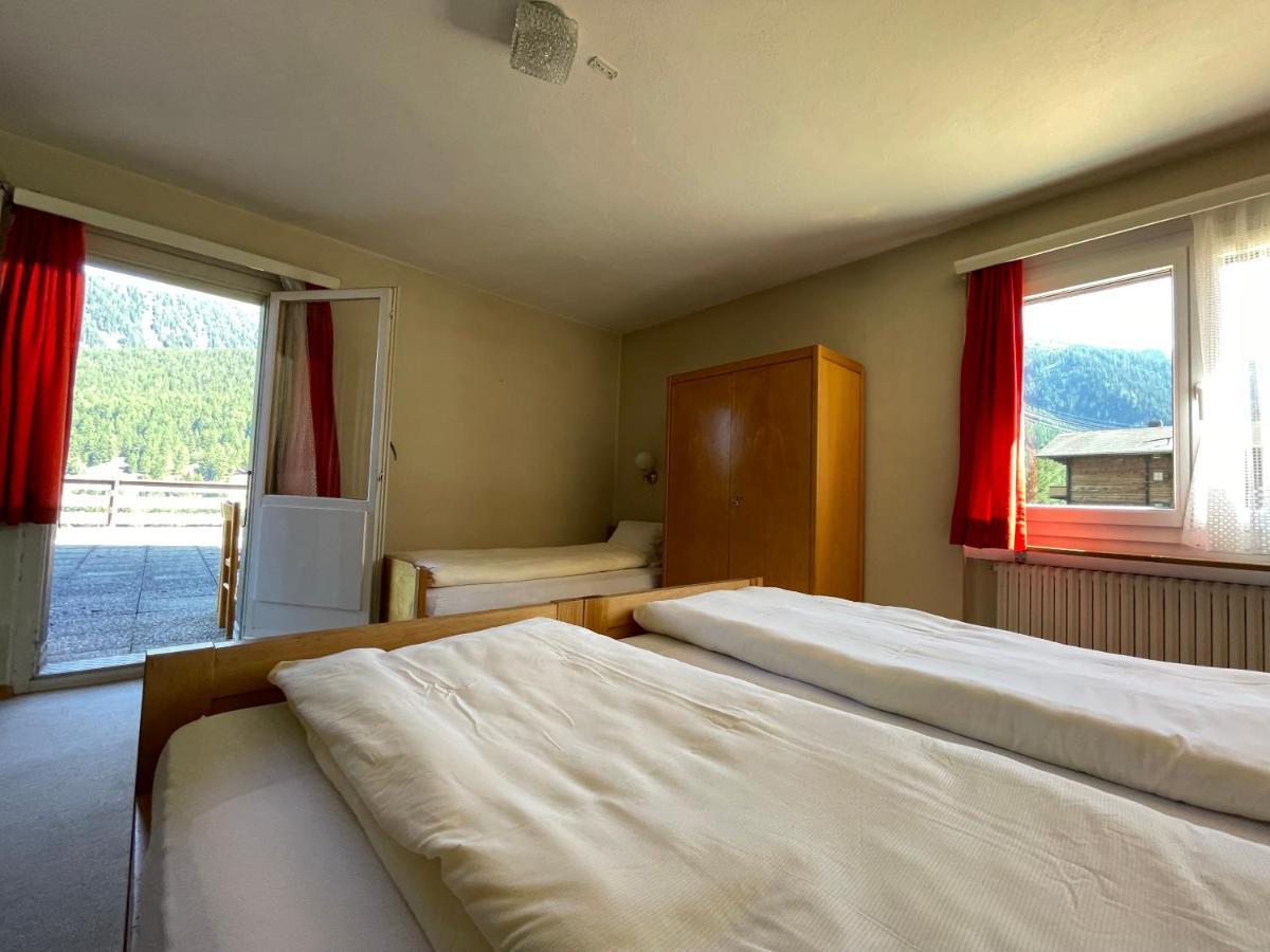Hotel Restaurant Gommerhof Reckingen Szoba fotó